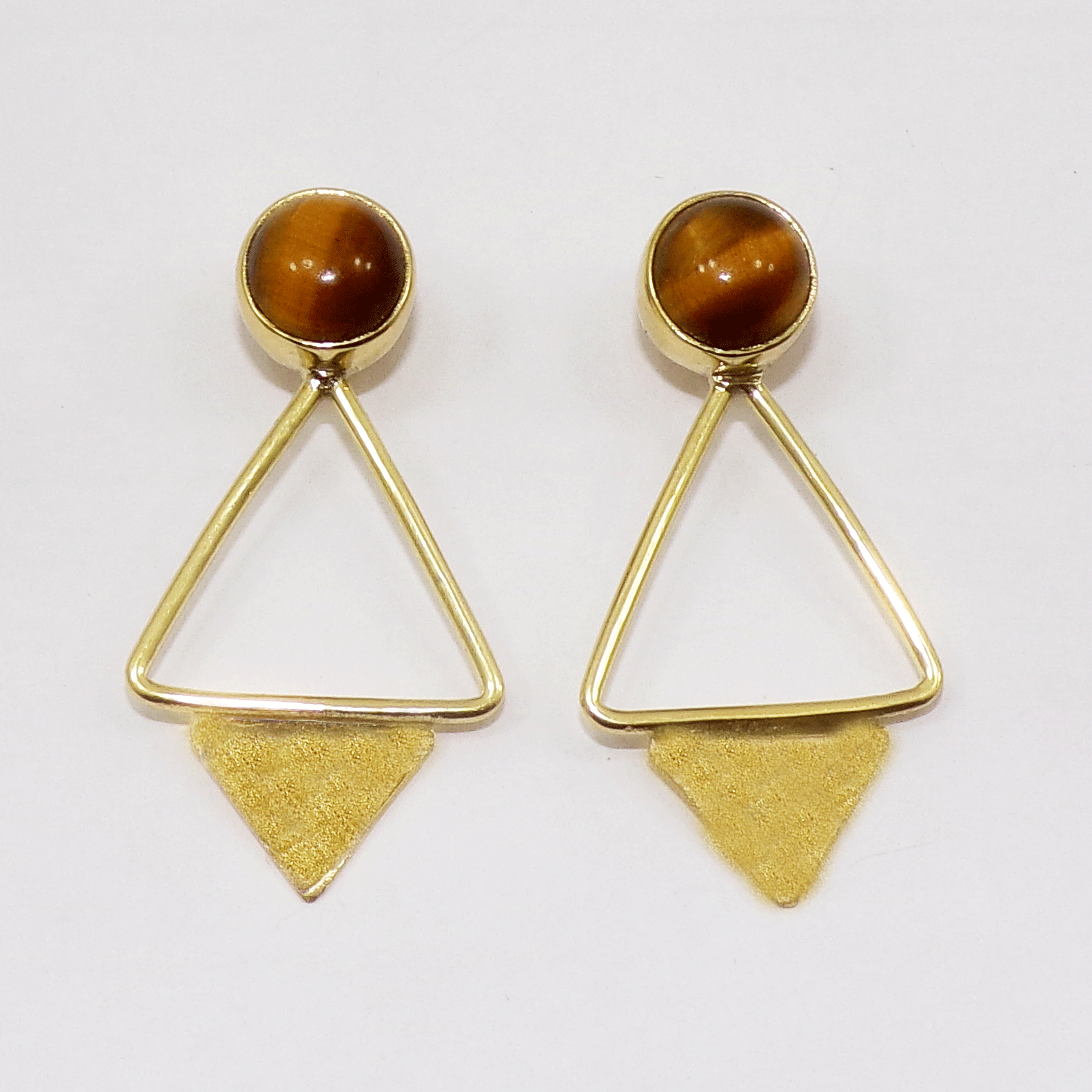 Attractive Tiger Eye Cab Stud Earring U - JBS999 New Year Collection Round Shape With 18ct Gold Plating Stud Earring